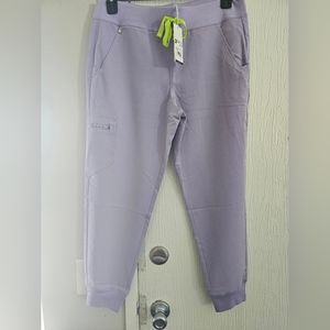 Figs Medium Zamora Petite Jogger in Lavender Dew